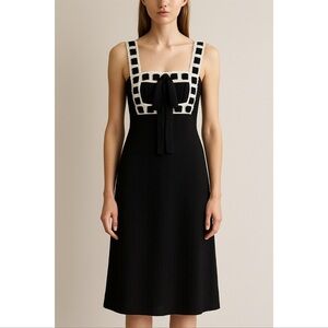 RUMORED Sleeveless Black And White Midi Dress
